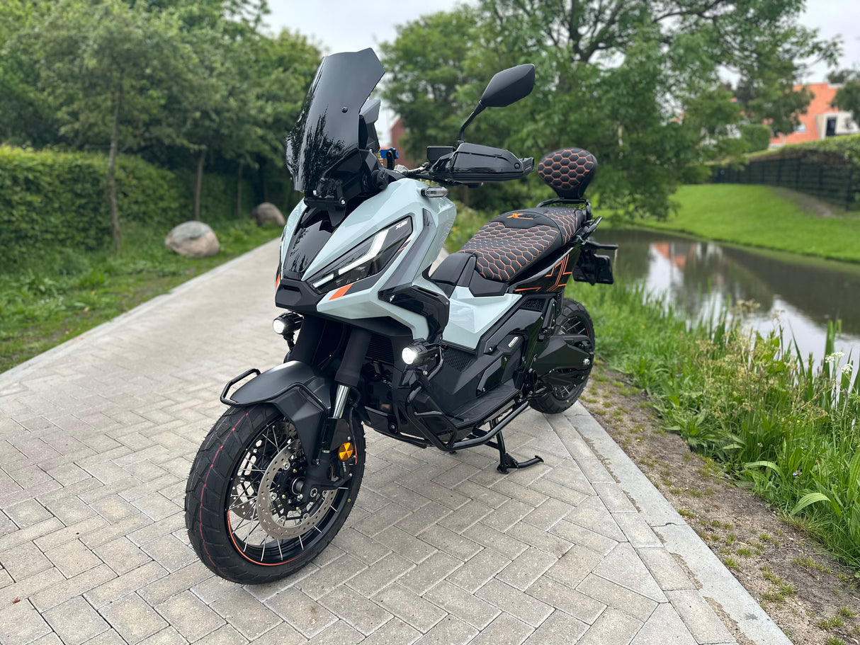 Honda x-adv 2024 paco blue custom full Termignoni