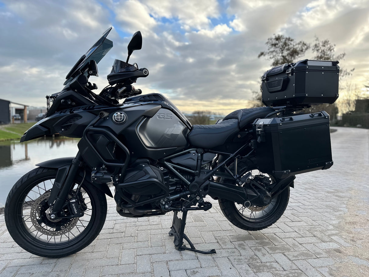 BMW R 1250 gs Adventure 2022 triple black custom full Akrapovic