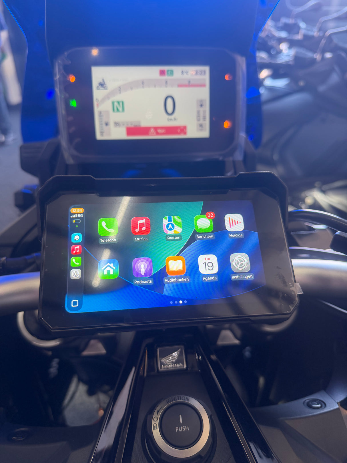 Apple CarPlay & Android Honda X-ADV 750 (2021-heden)