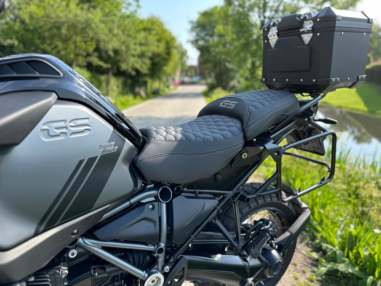 BMW r 1250 gs Adventure triple black full custom 2023 Dr. Jekyll & Mr. Hyde