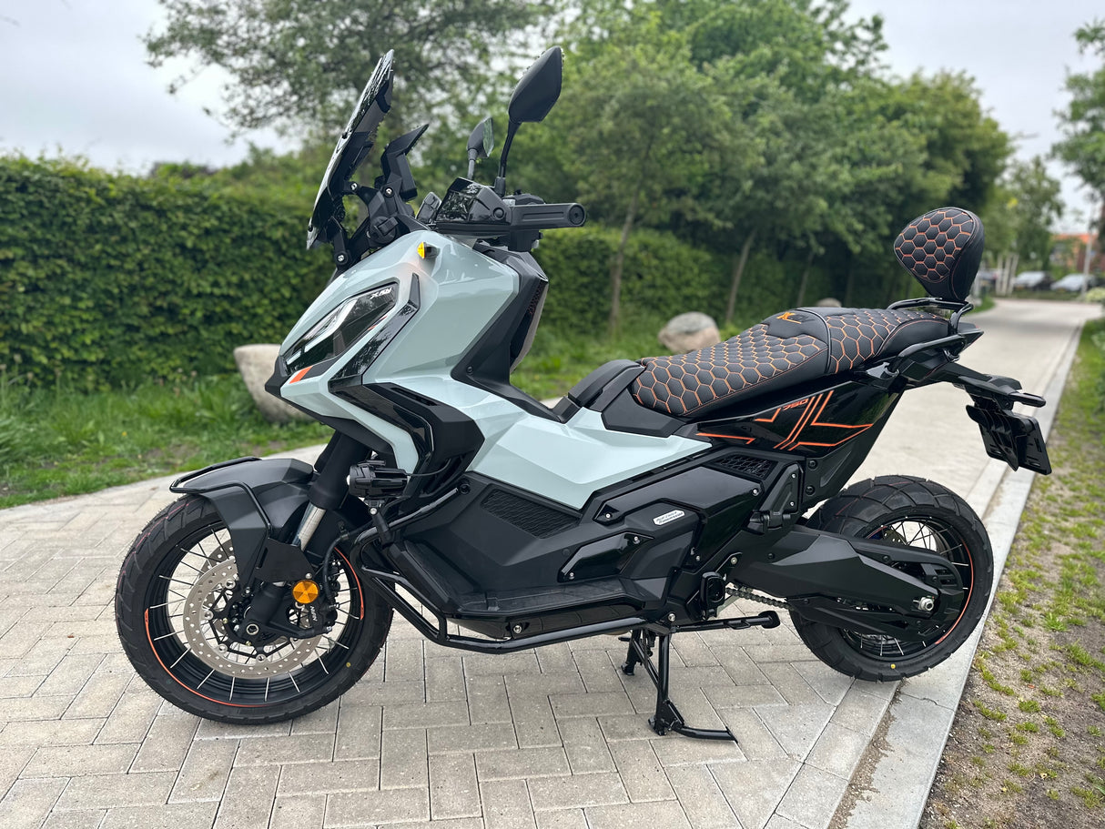 Honda x-adv 2024 paco blue custom full Termignoni