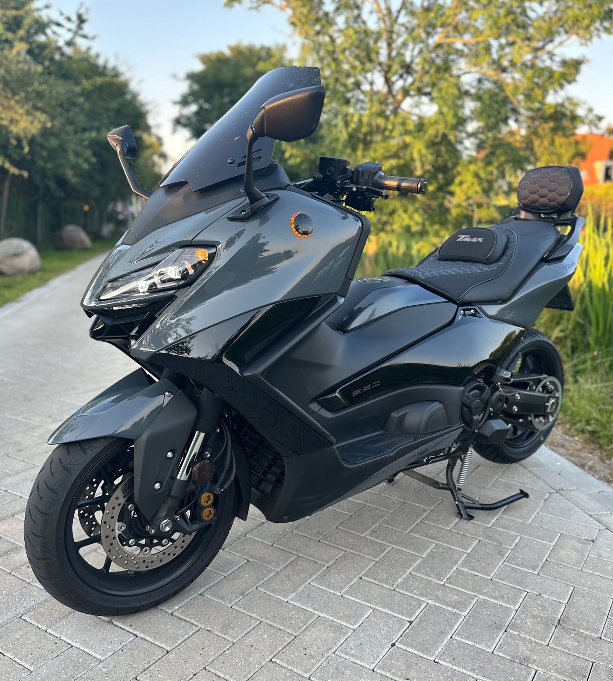 Yamaha T-Max 560 tech Max custom full Termignoni