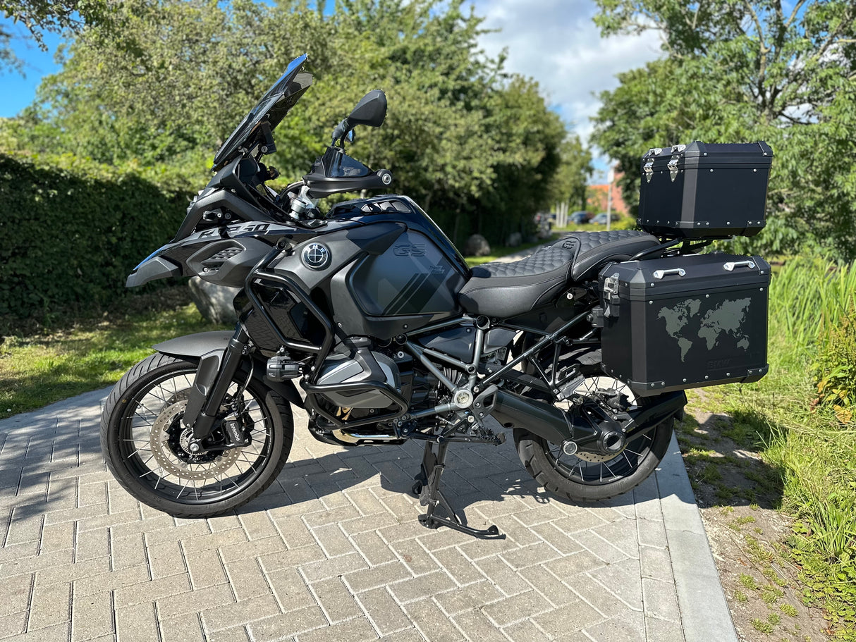 BMW r 1250 gs Adventure triple black custom Akrapovic