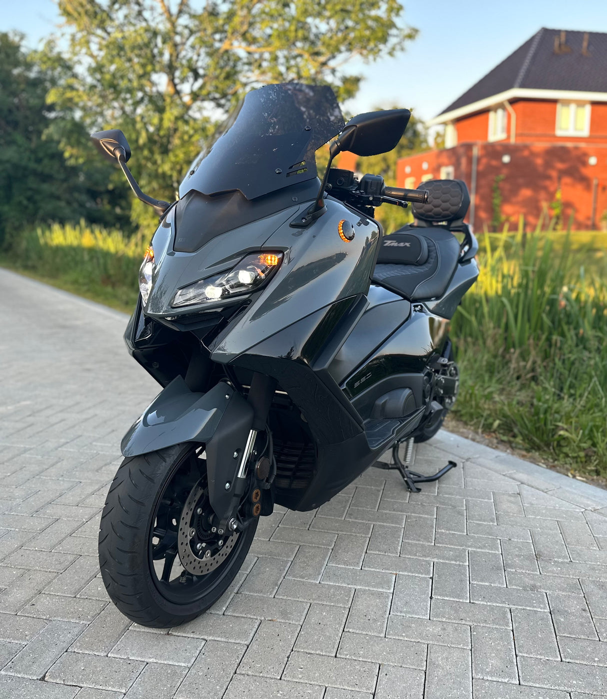 Yamaha T-Max 560 tech Max custom full Termignoni