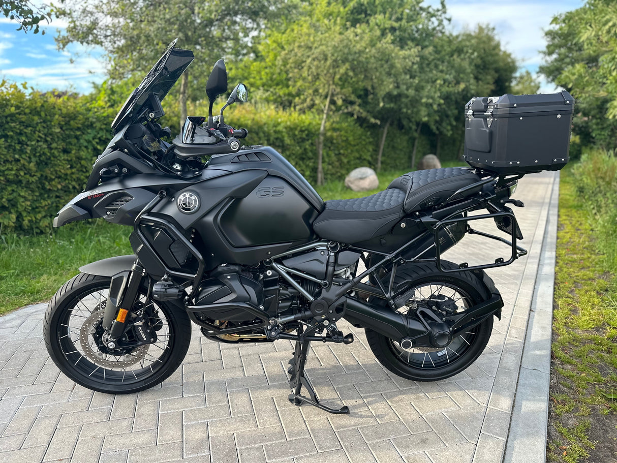 BMW r 1250 gs Adventure black on black 2022 Akrapovic