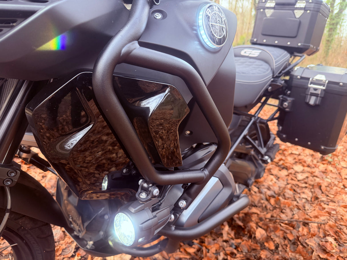 BMW r 1250 gs adventure 2023 triple black dr. Jekill & Mr. Hyde full custom