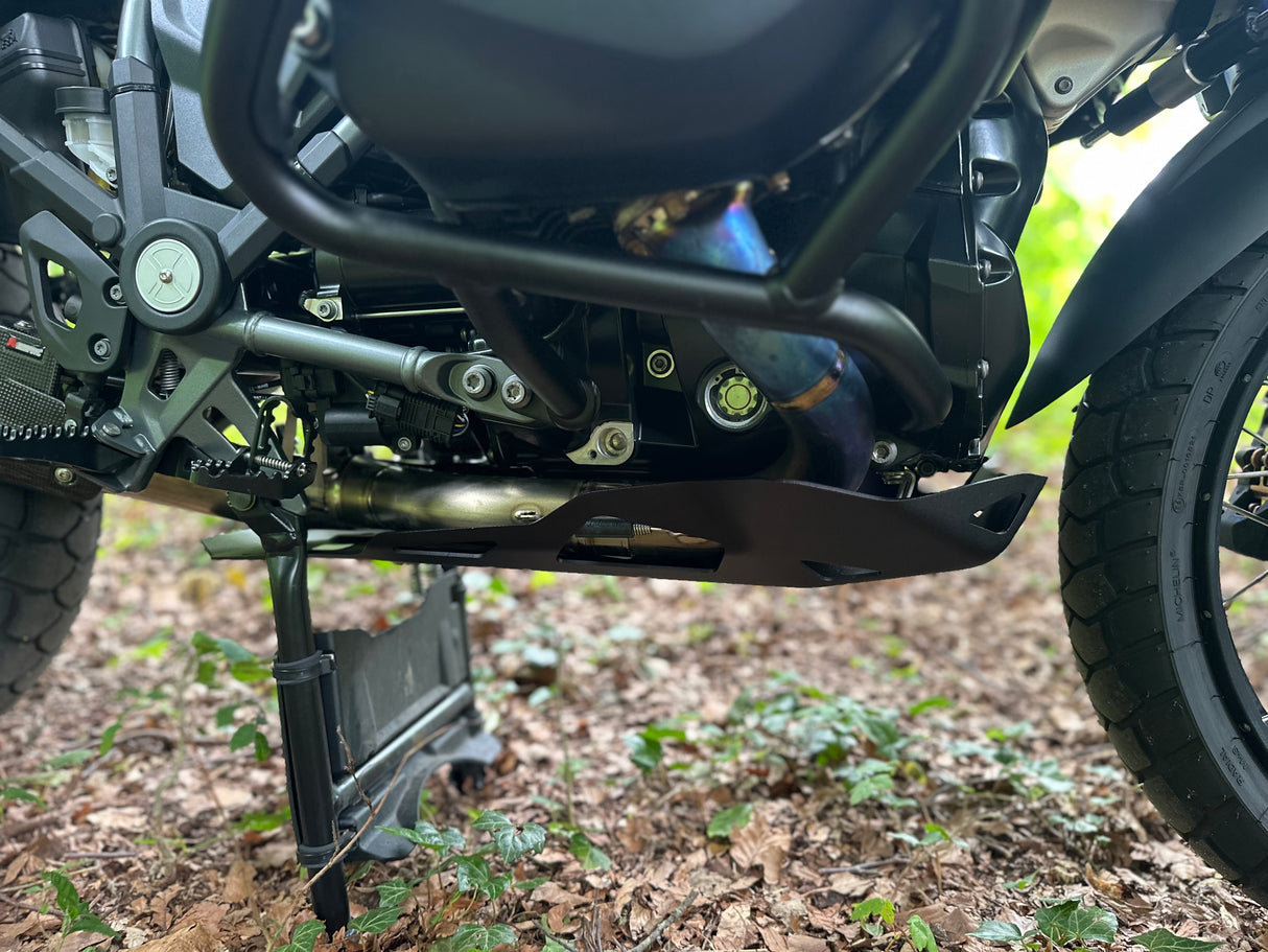 BMW r 1250 gs Adventure triple black 2024 full Akrapovic Lonerider