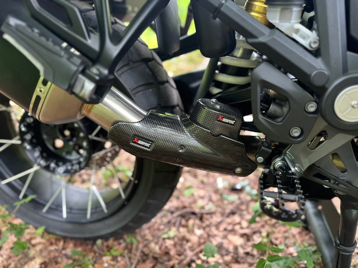 BMW r 1250 gs Adventure triple black 2024 full Akrapovic Lonerider