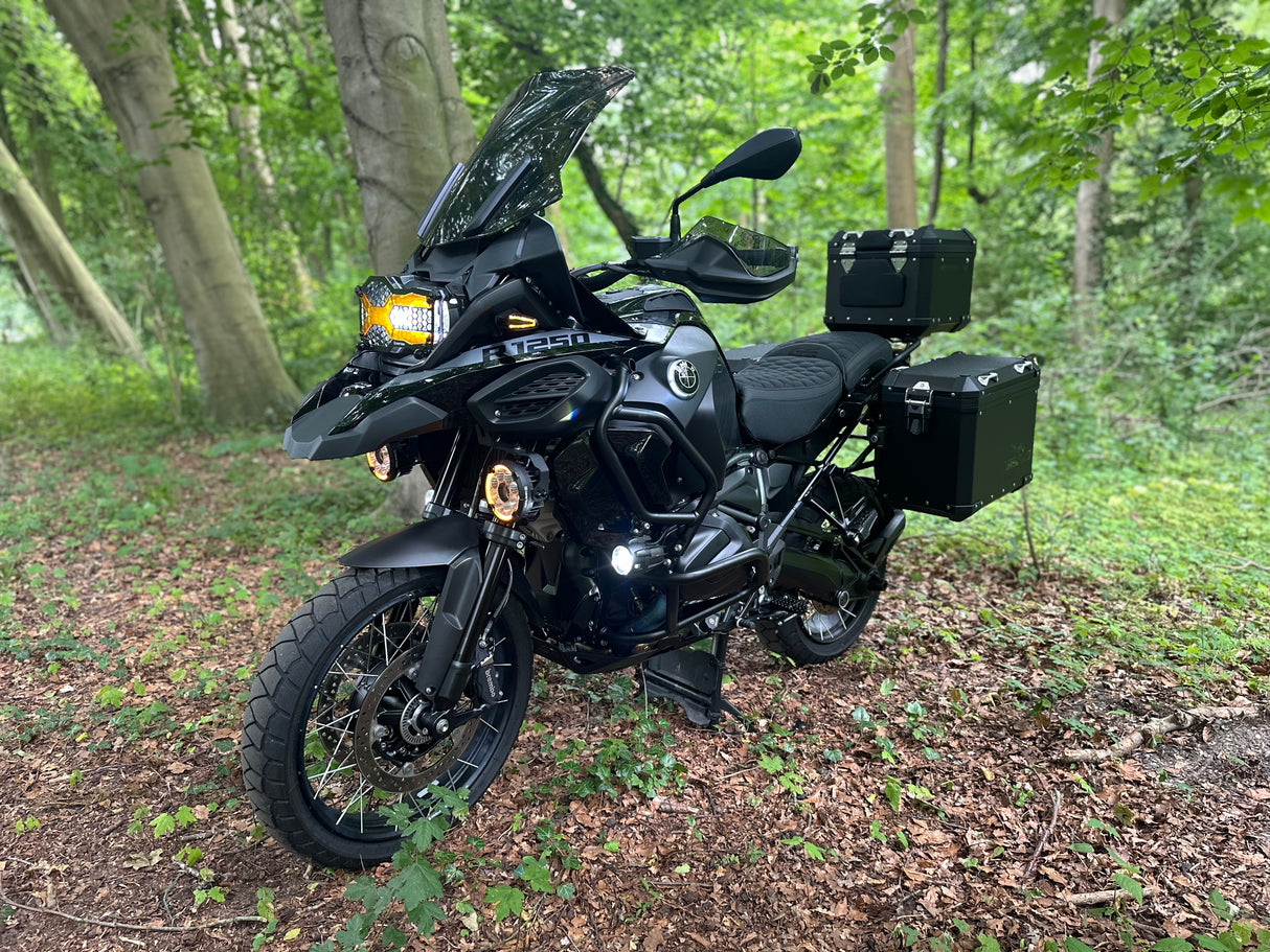BMW r 1250 gs Adventure triple black 2024 full Akrapovic Lonerider