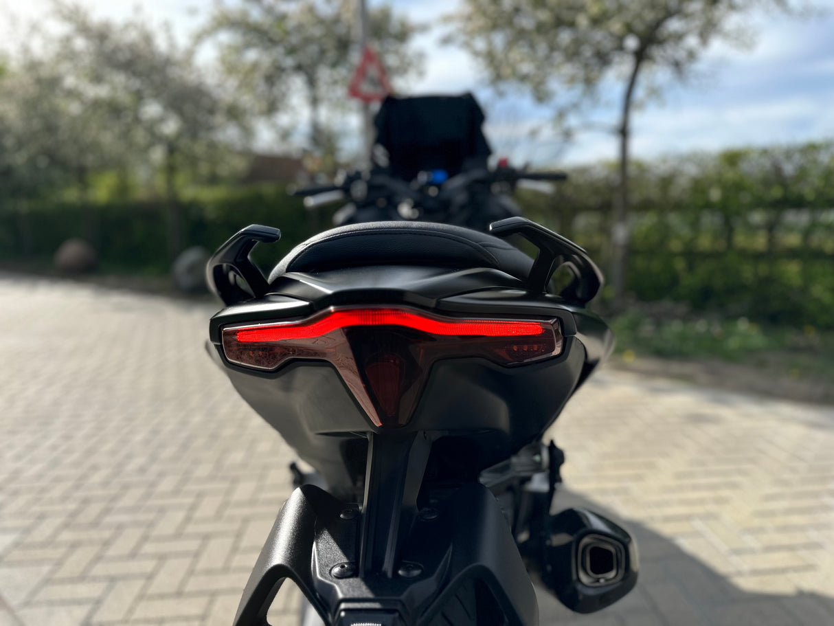 Yamaha T-Max 560 tech Max black on black 2023 full Termignoni