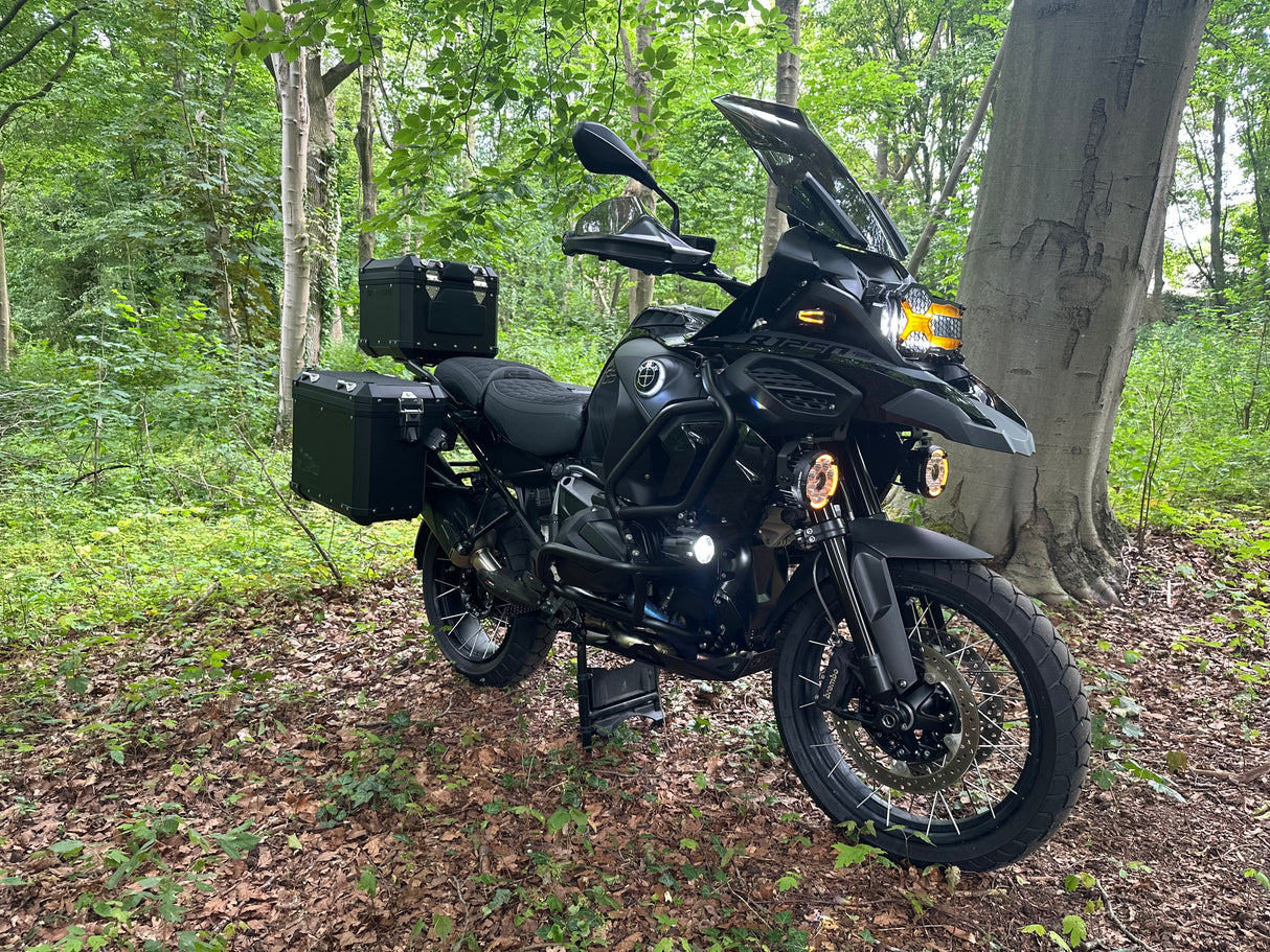 BMW r 1250 gs Adventure triple black 2024 full Akrapovic Lonerider