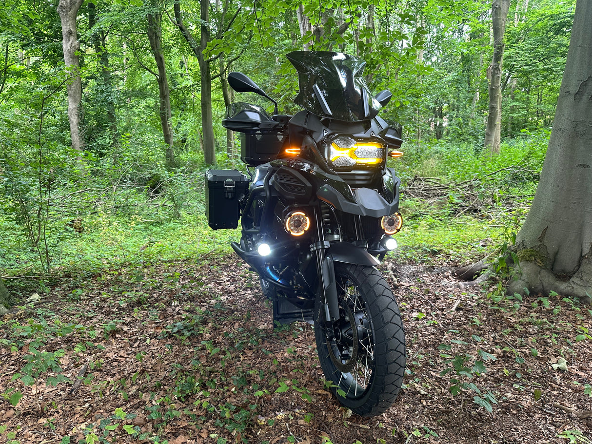 BMW r 1250 gs Adventure triple black 2024 full Akrapovic Lonerider