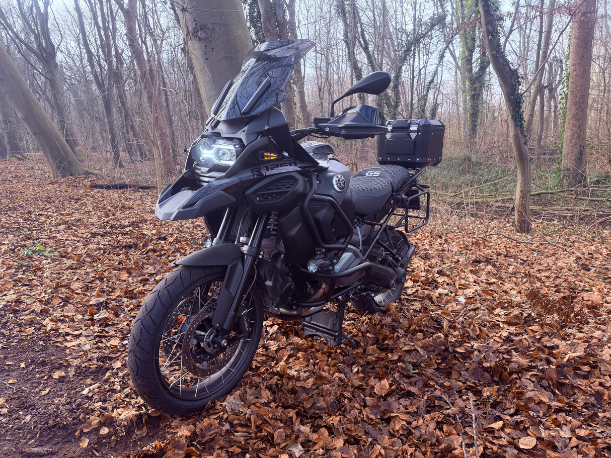 BMW R 1250 gs adventure Triple Black 2024 Akrapovic full custom