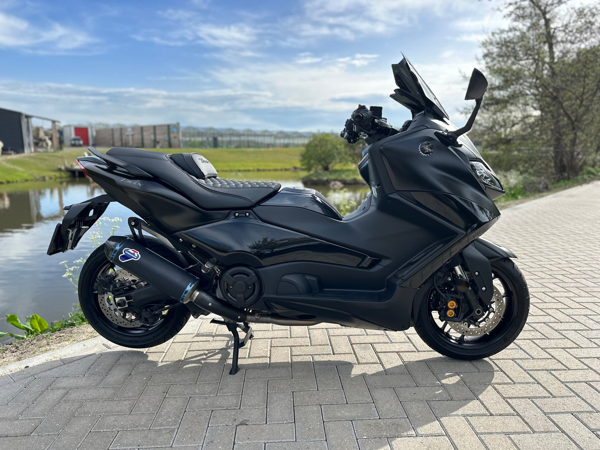 Yamaha T-Max 560 tech Max black on black 2023 full Termignoni
