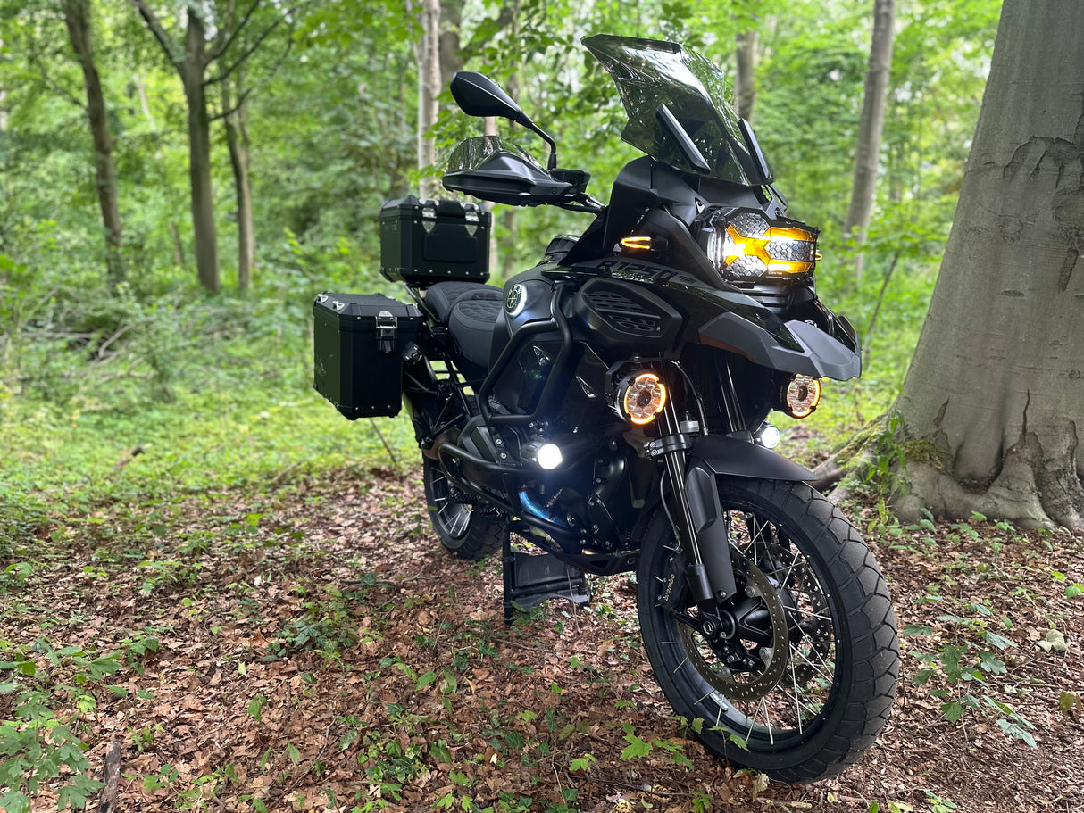 BMW r 1250 gs Adventure triple black 2024 full Akrapovic Lonerider