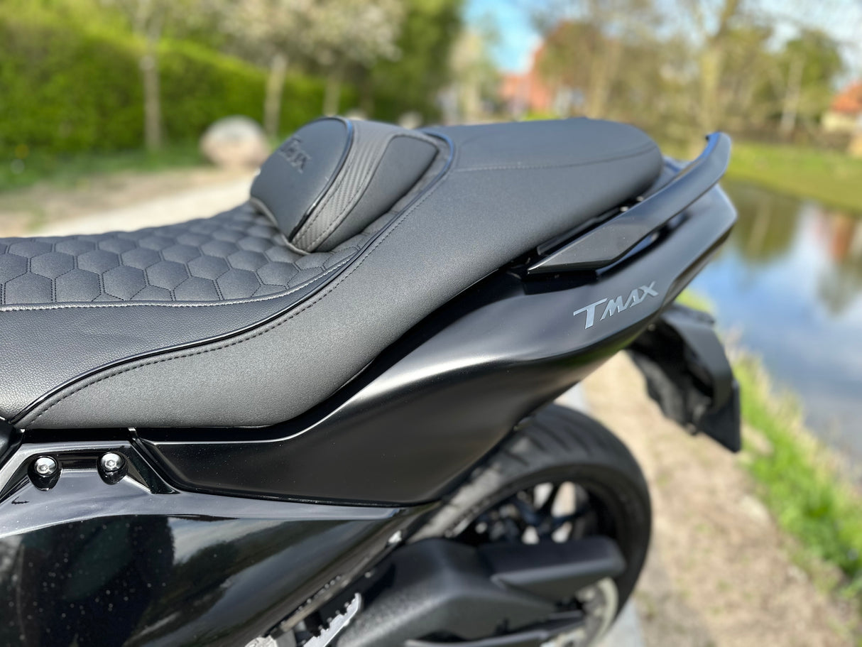 Yamaha T-Max 560 tech Max black on black 2023 full Termignoni