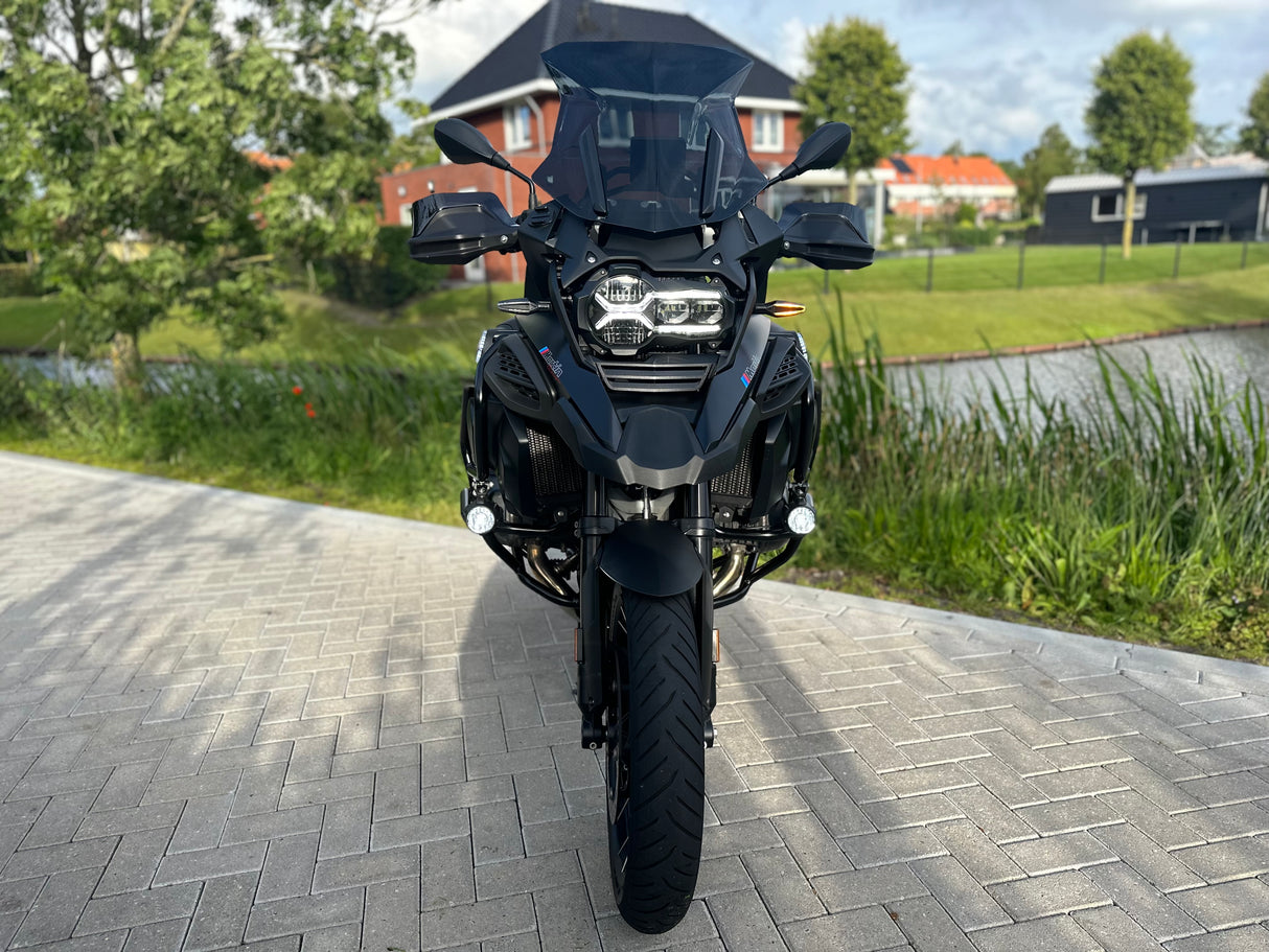 BMW r 1250 gs Adventure black on black 2022 Akrapovic