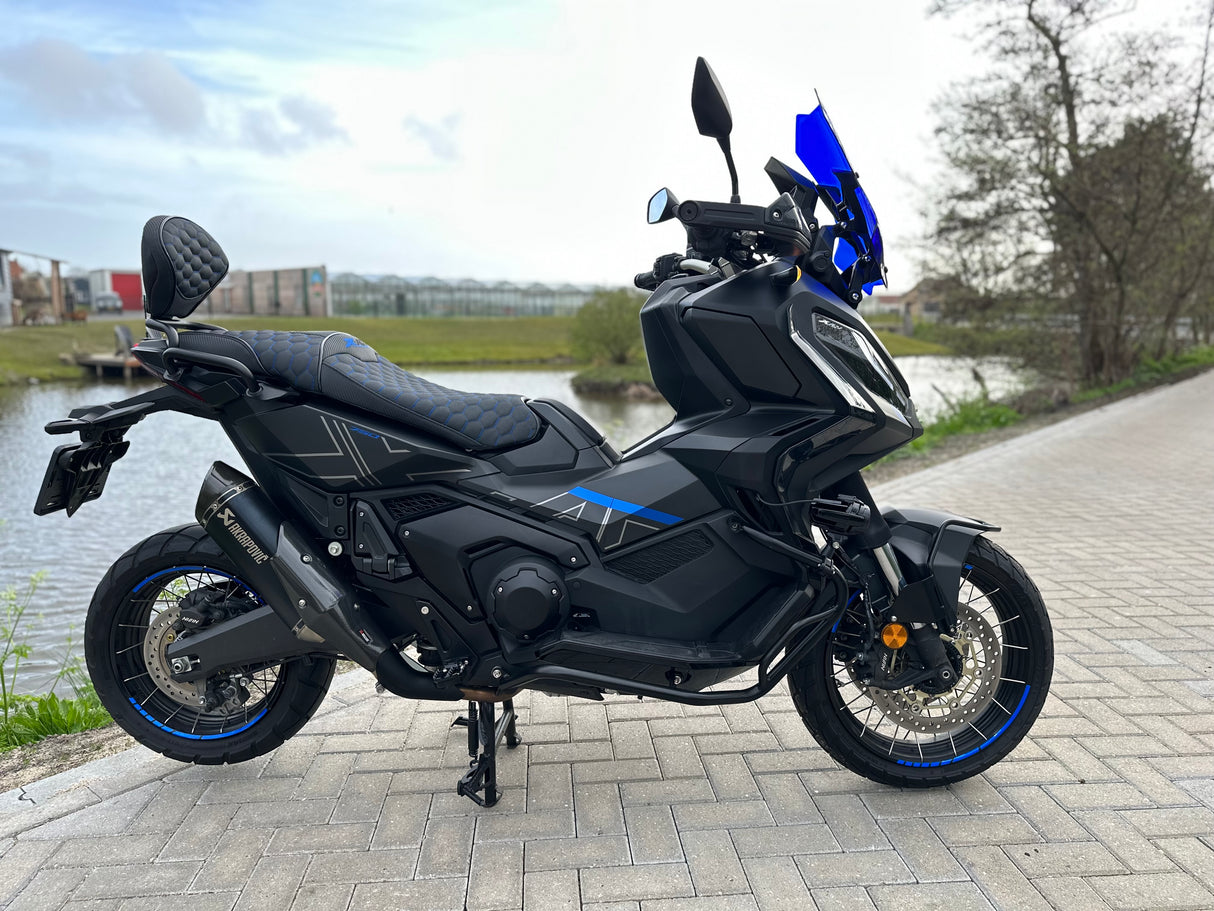 Honda x-adv 750 blue edition full custom Akrapovic