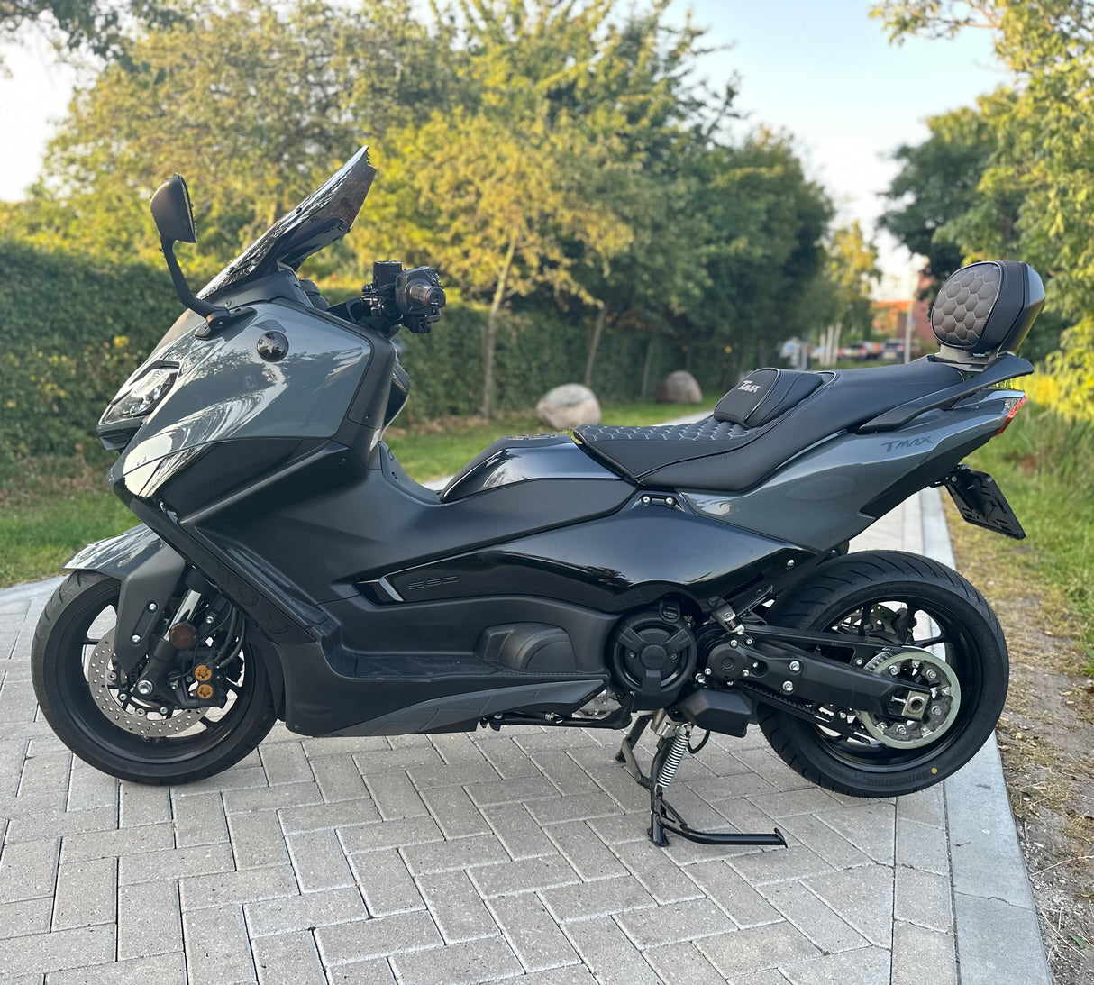 Yamaha T-Max 560 tech Max custom full Termignoni
