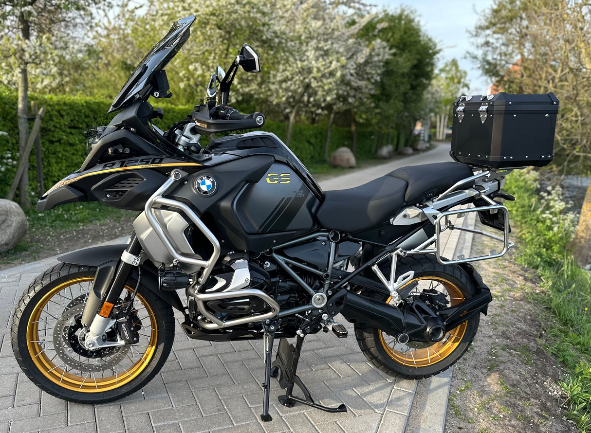 BMW r 1250 gs Adventure triple black Ultimate edition