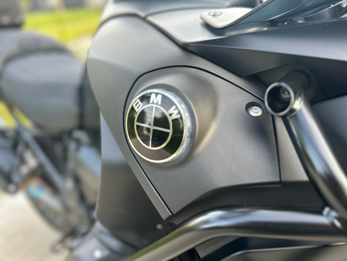 BMW r 1250 gs Adventure black on black 2022 Akrapovic