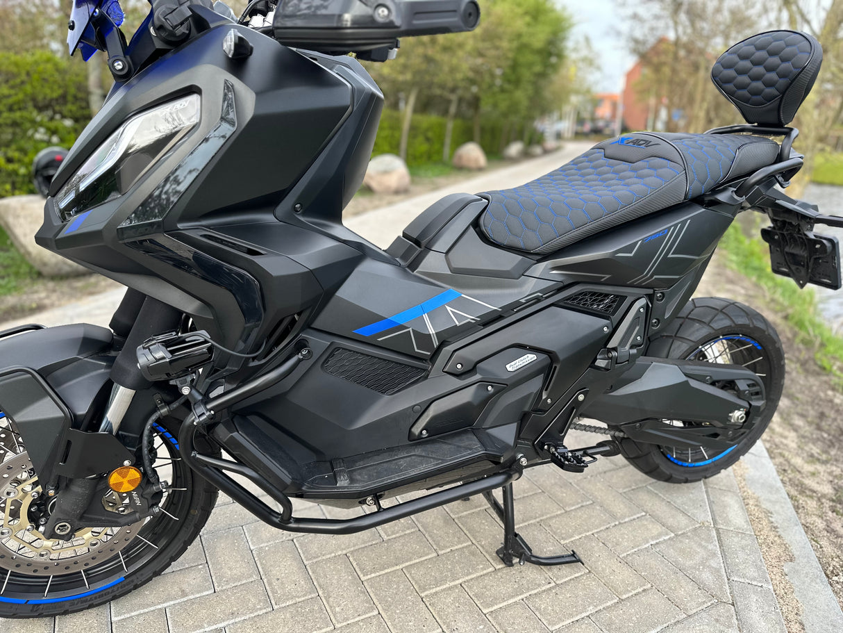 Honda x-adv 750 blue edition full custom Akrapovic